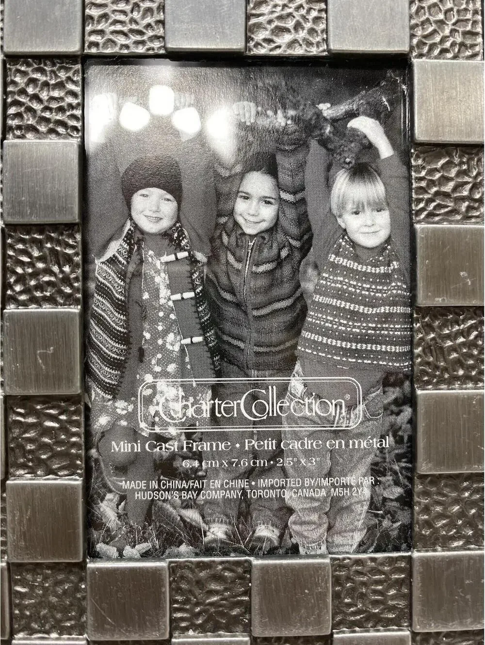 Checkered Photo Frame  6.4cm x 7.6cm, Modern Silver Shade Metal, New Gift!